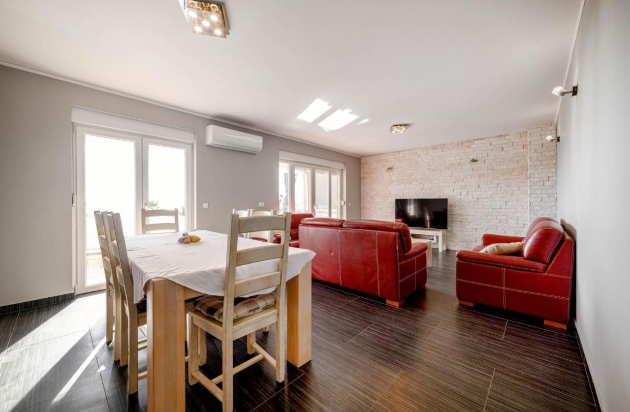 Apartments Oto Zaboric Dış mekan fotoğraf
