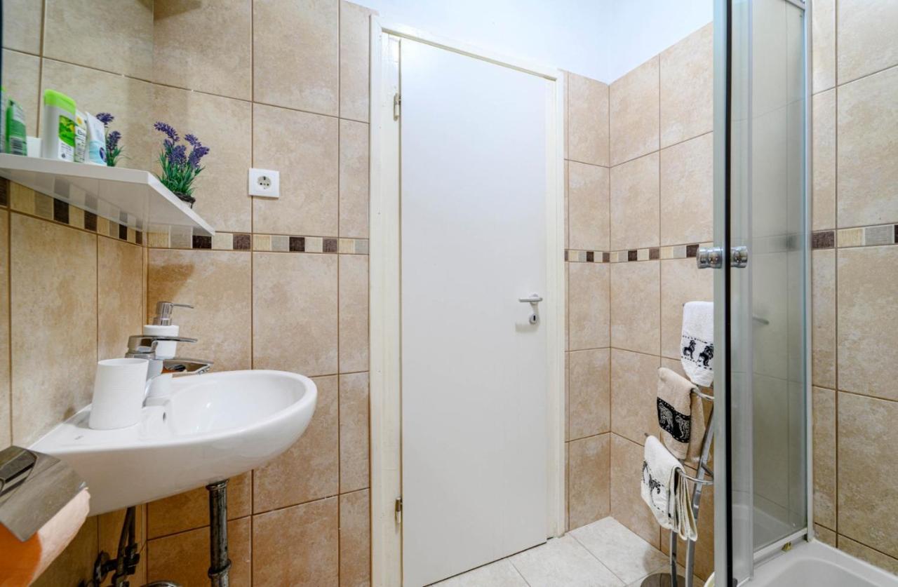 Apartments Oto Zaboric Dış mekan fotoğraf