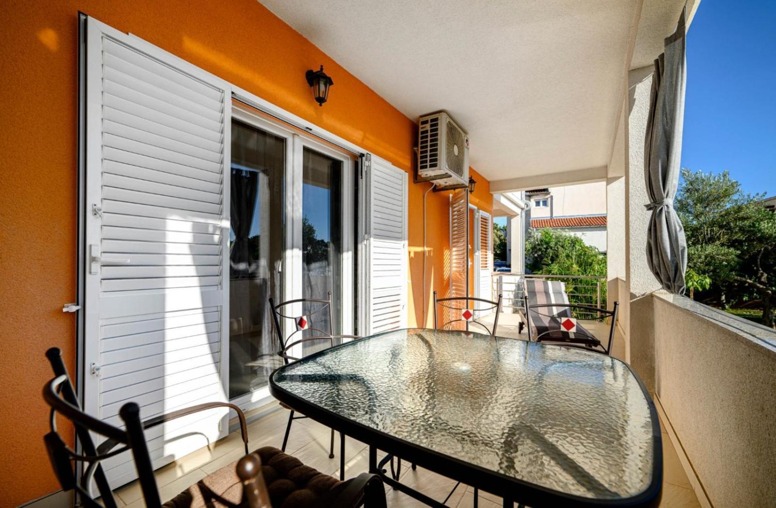 Apartments Oto Zaboric Dış mekan fotoğraf