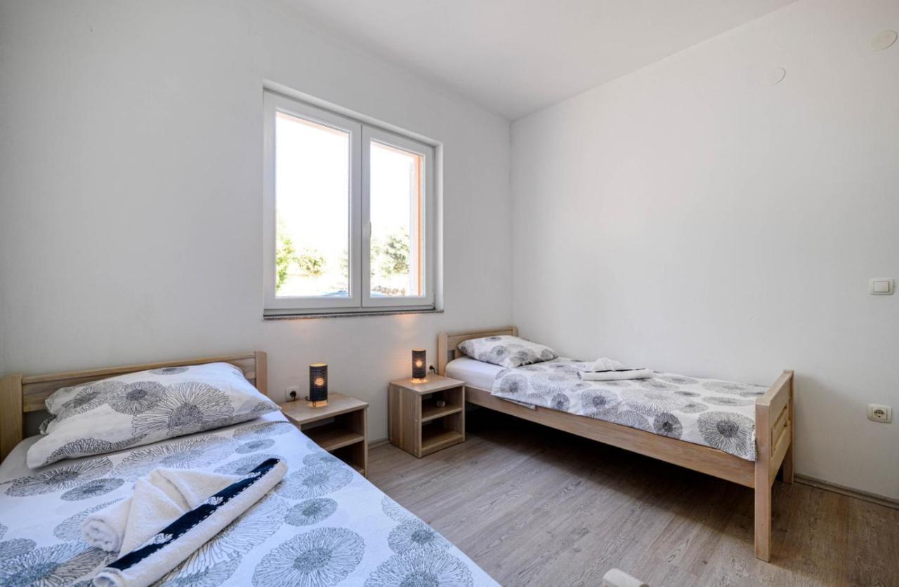 Apartments Oto Zaboric Dış mekan fotoğraf