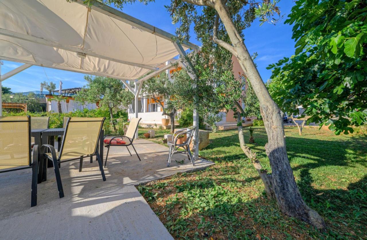 Apartments Oto Zaboric Dış mekan fotoğraf