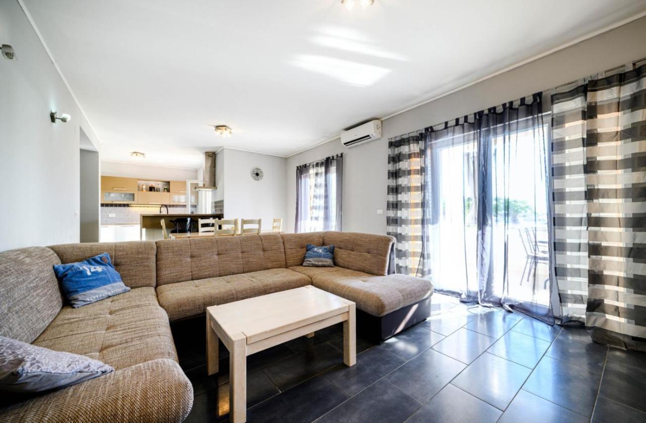Apartments Oto Zaboric Dış mekan fotoğraf