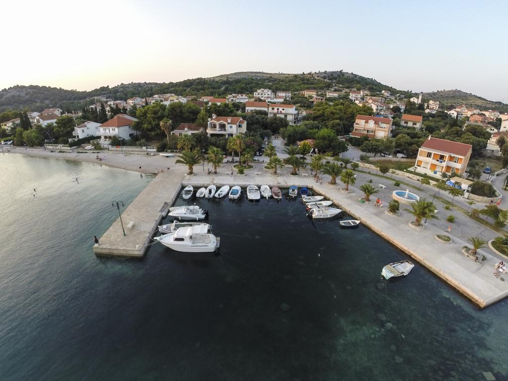 Apartments Oto Zaboric Dış mekan fotoğraf